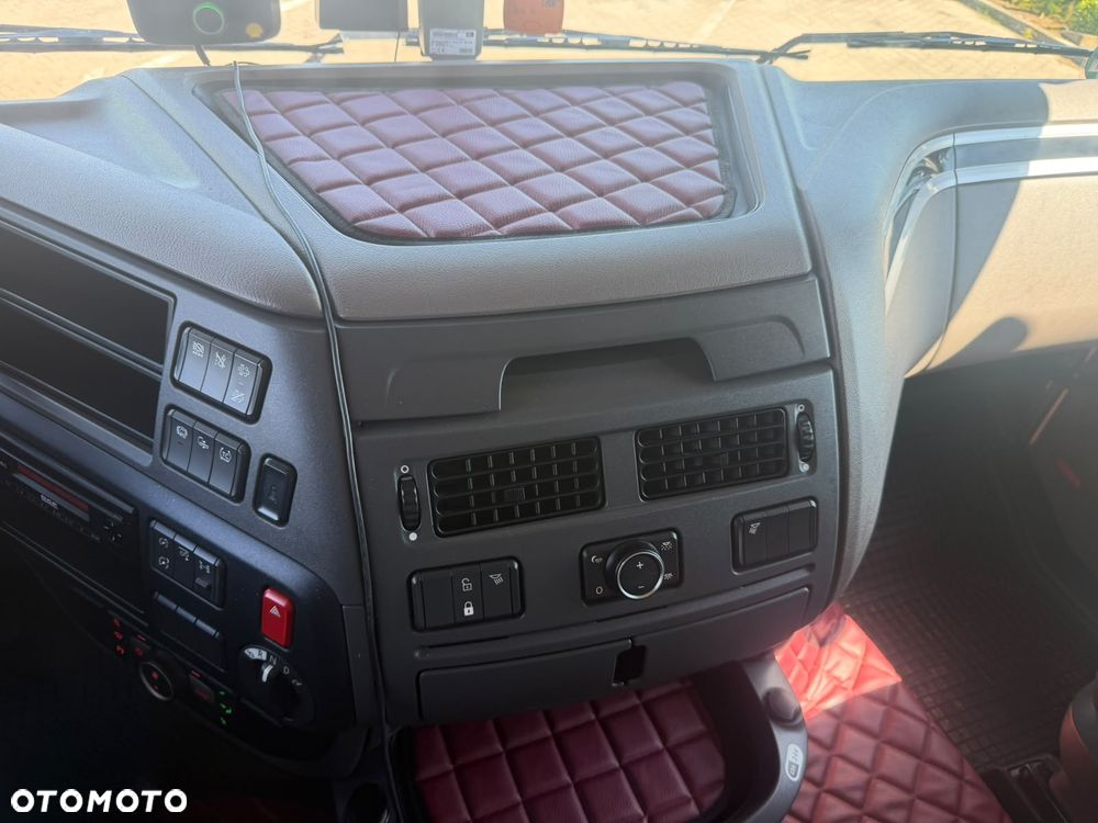 DAF XF480 - 17