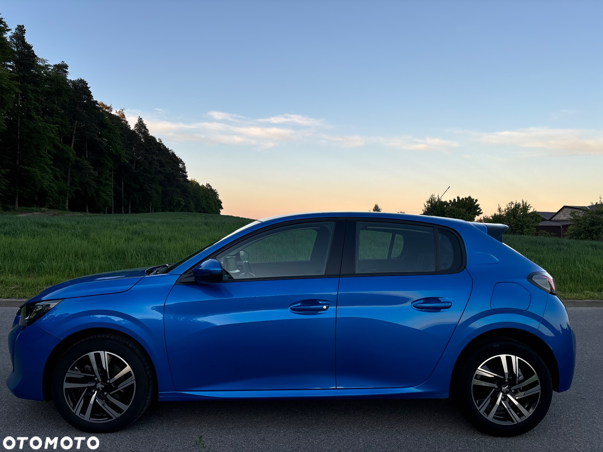 Peugeot 208 1.2 PureTech Allure S&S EAT8 - 7