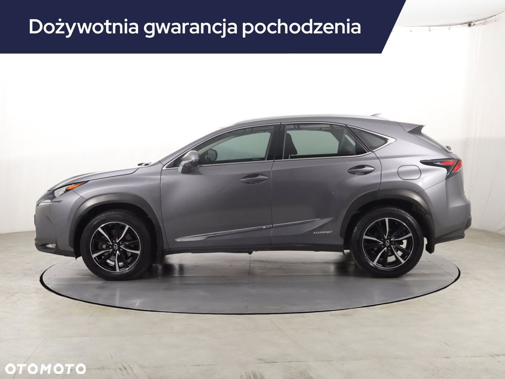 Lexus NX - 4