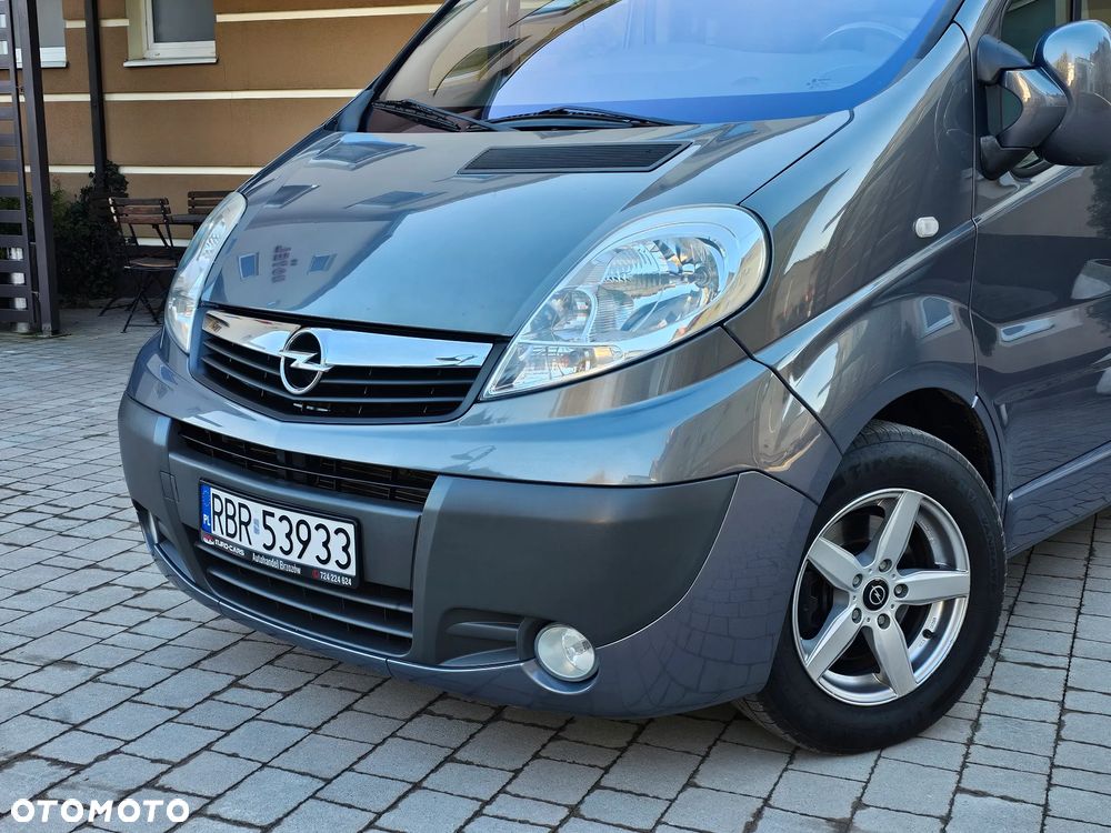 Opel Vivaro - 20