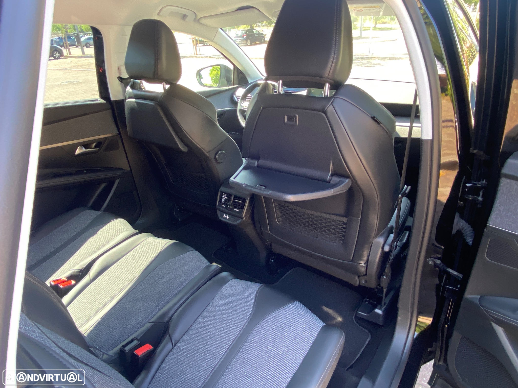 Peugeot 5008 1.5 BlueHDi Allure Pack - 15
