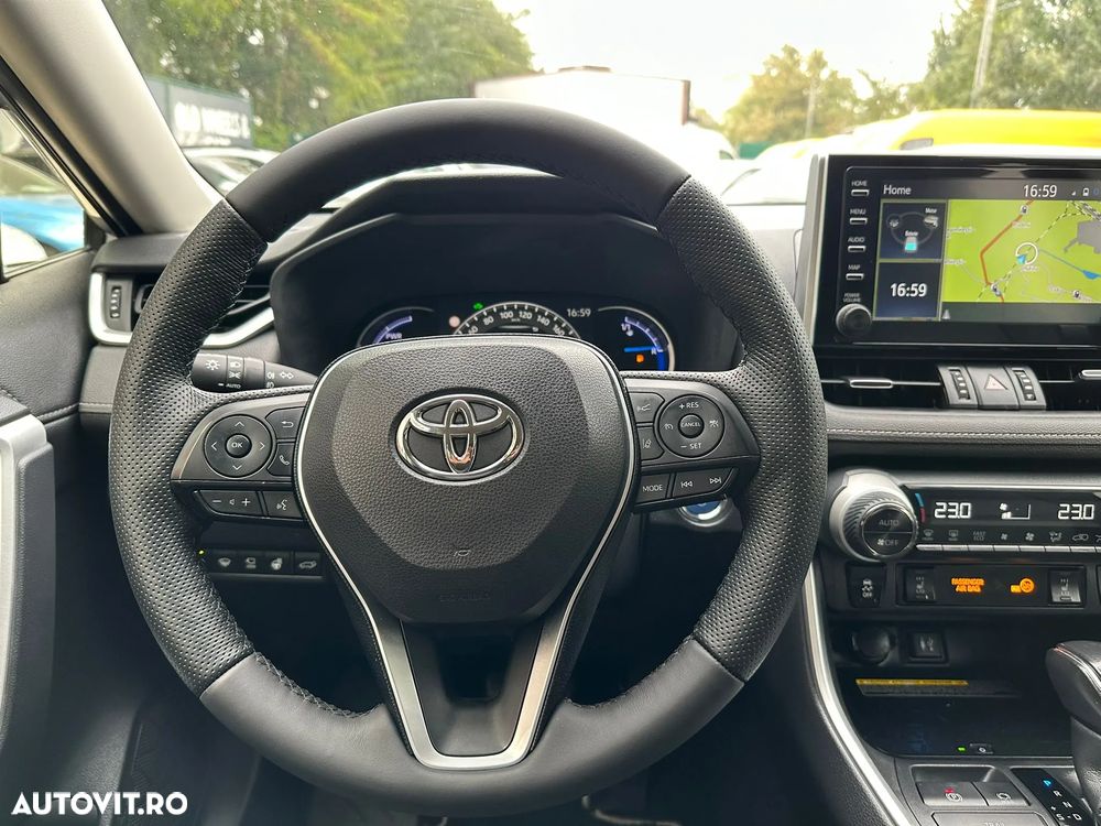 Toyota RAV4 - 24