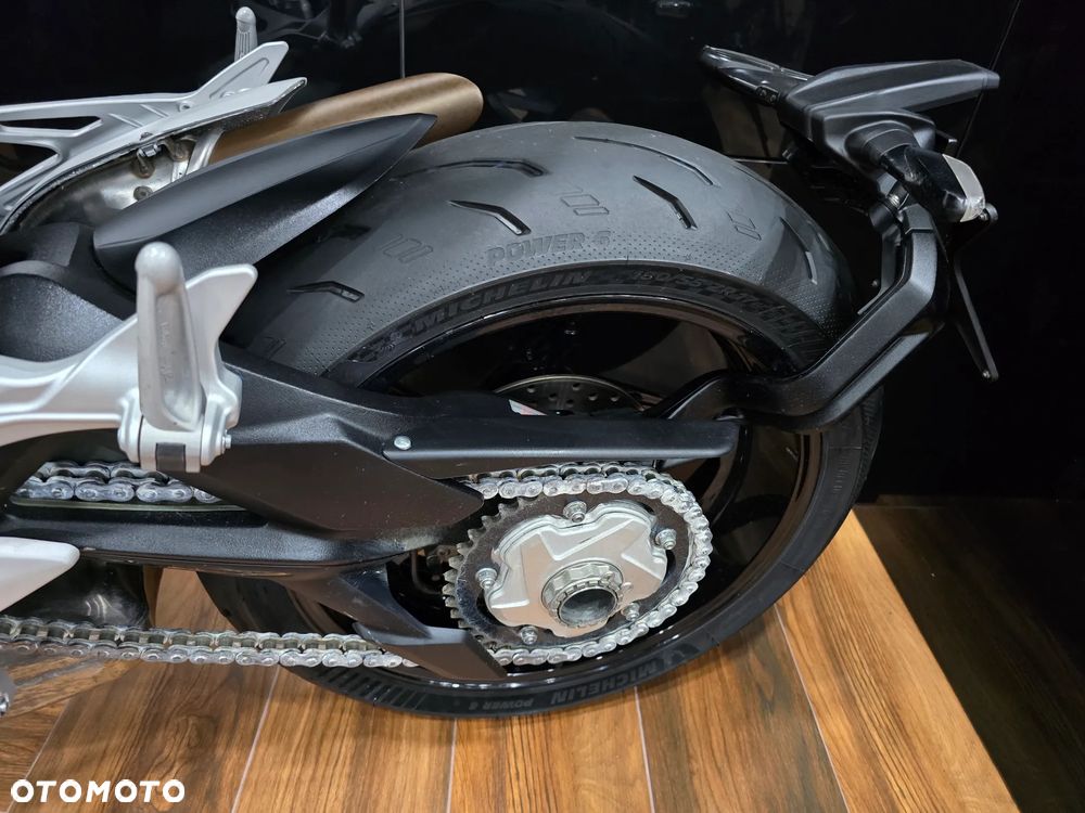 MV AGUSTA Brutale - 30