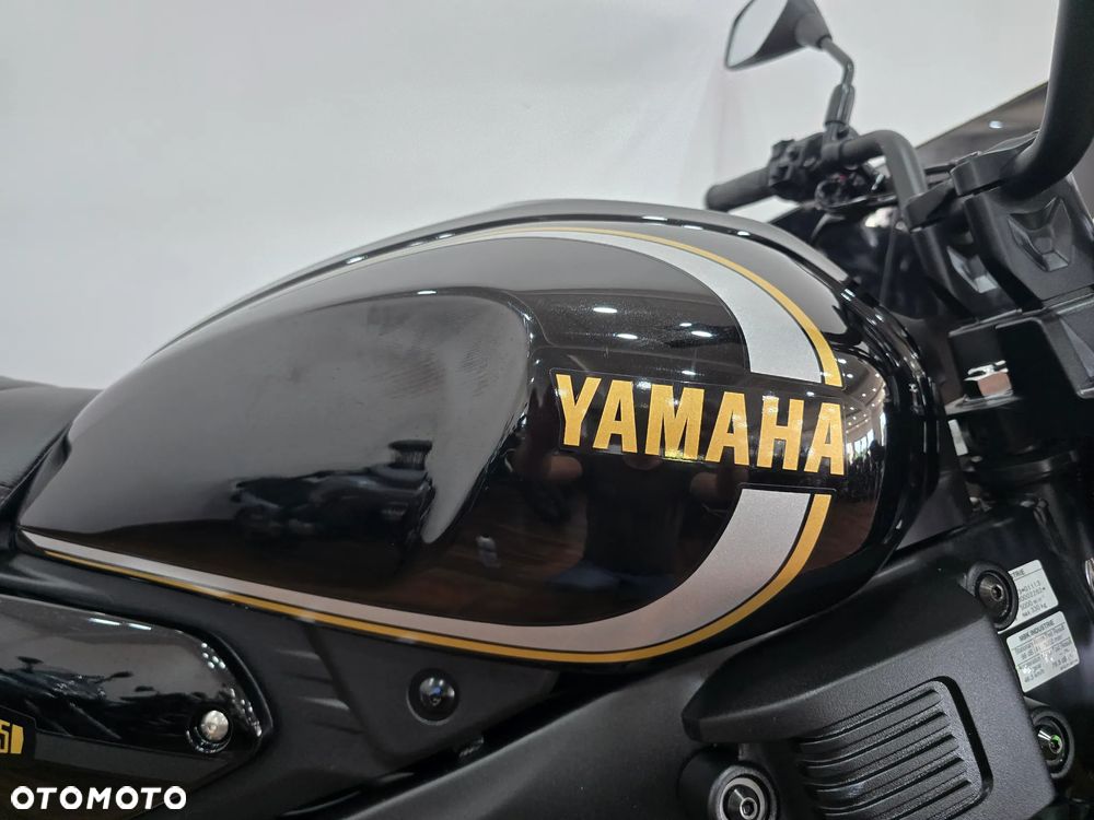 Yamaha XSR - 19