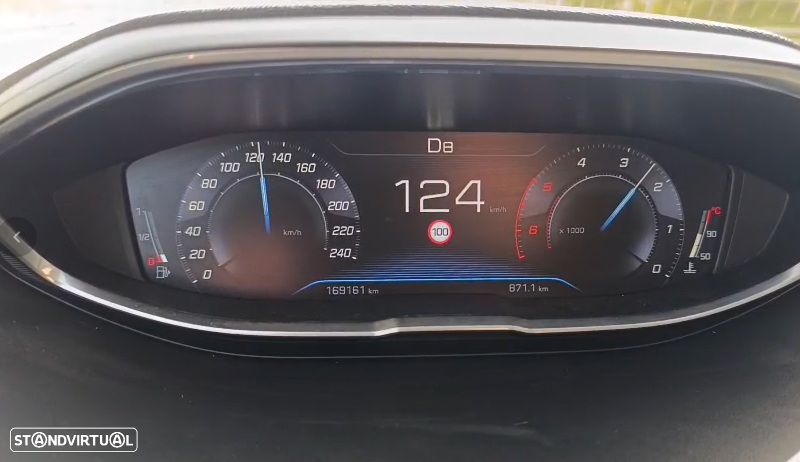 Peugeot 5008 1.5 BlueHDi Allure EAT8 - 10