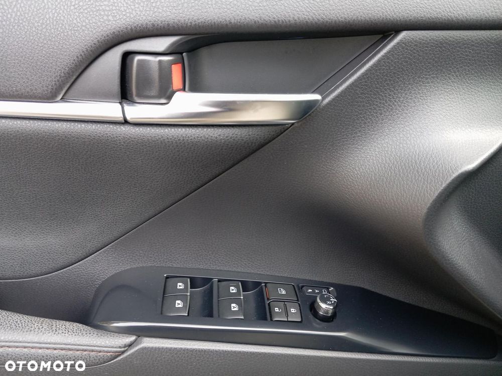 Toyota Camry 2.5 Hybrid Executive CVT - 20