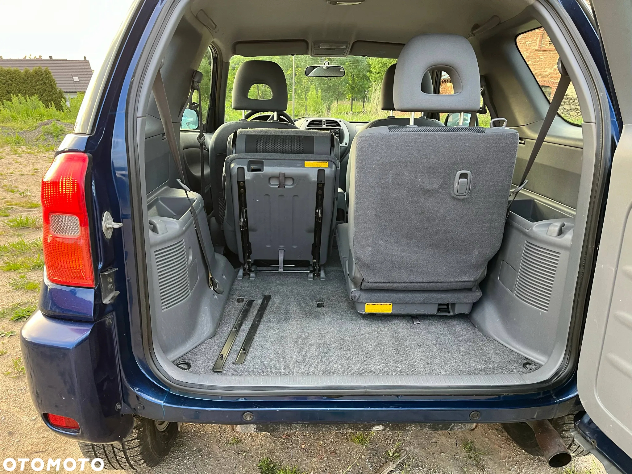Toyota RAV4 4x4 Edition - 5