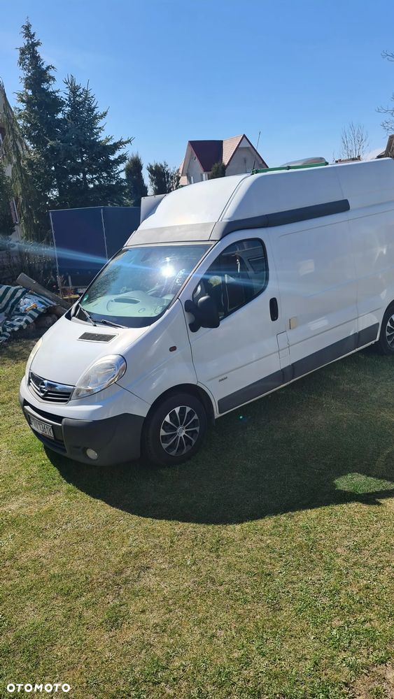 Opel Vivaro - 1