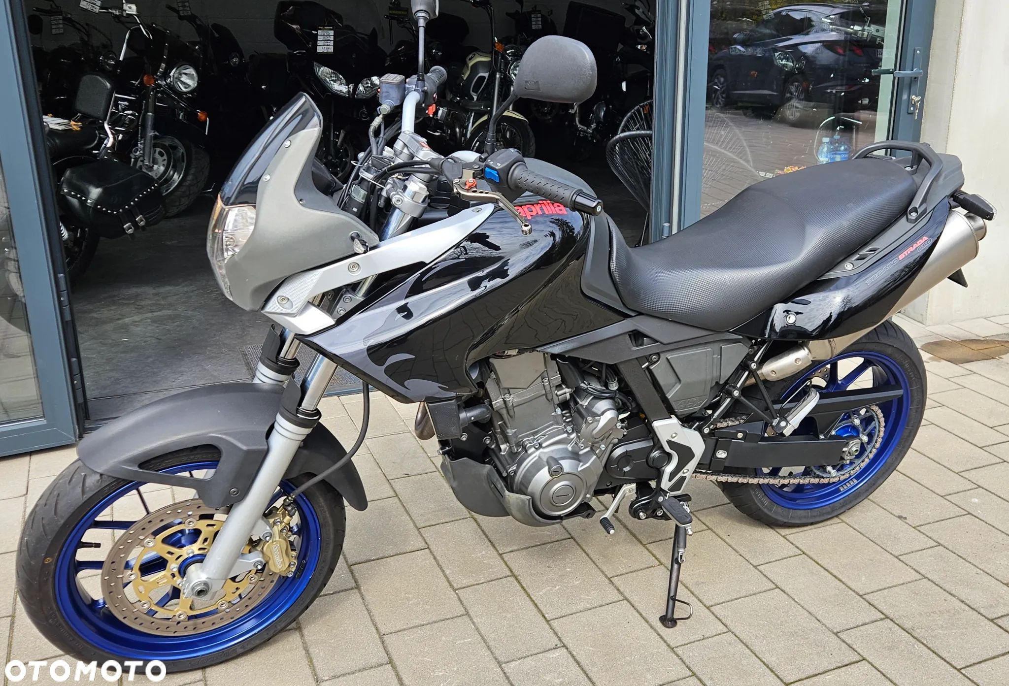 Aprilia Pegaso - 1