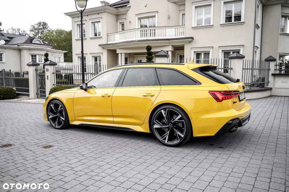 Audi RS6 Avant - 36