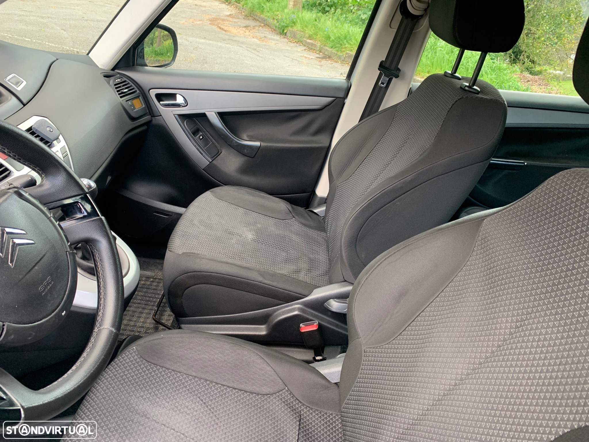 Citroën C4 Grand Picasso 1.6 HDi Exclusive - 4