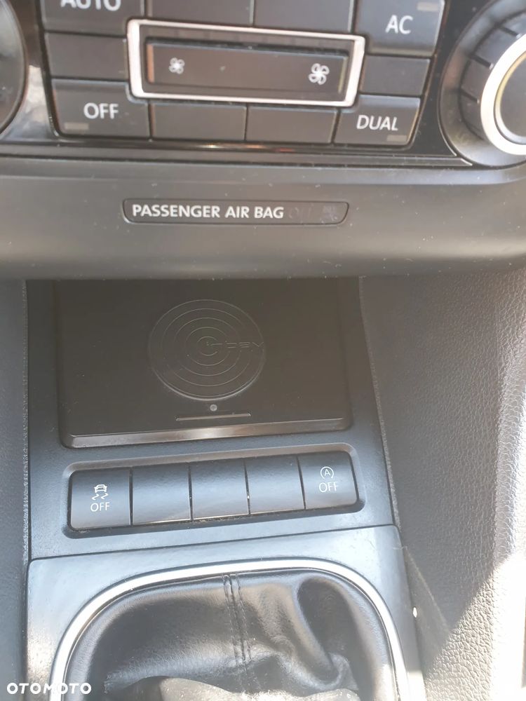 Volkswagen Golf 1.6 TDI Trendline - 5