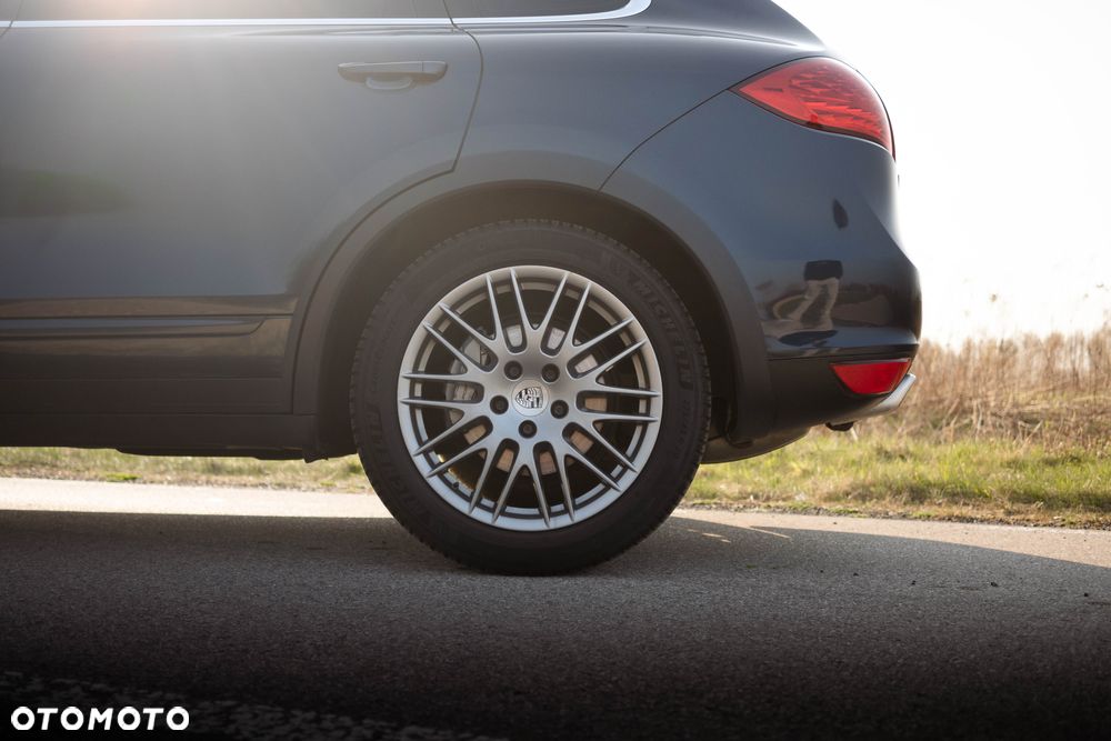 Porsche Cayenne S - 7