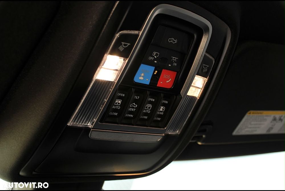 Dodge RAM - 25