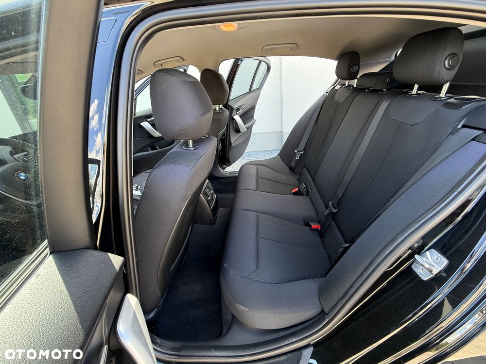 BMW Seria 1 118d - 11