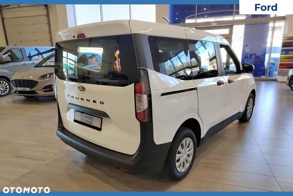 Ford Tourneo Courier - 6