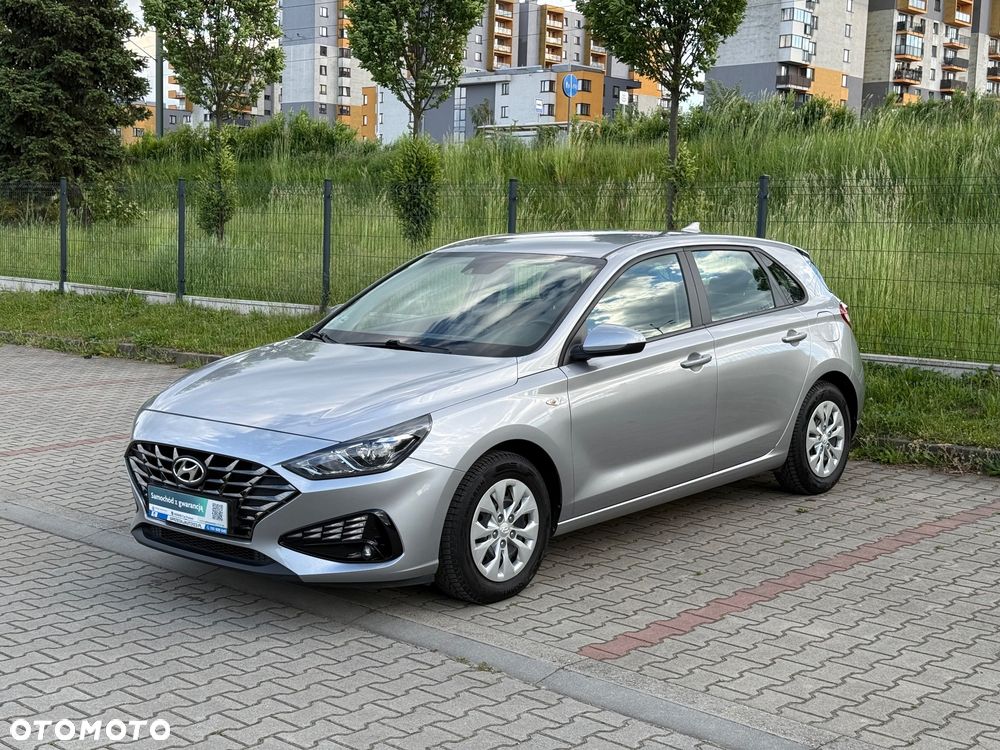 Hyundai i30 1.5 DPI Classic + - 31