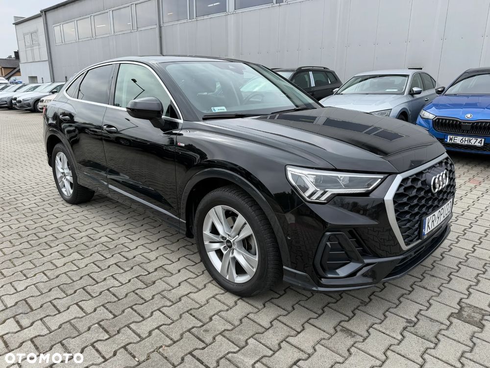 Audi Q3 Sportback - 4