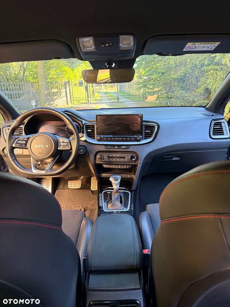 Kia ProCeed - 24