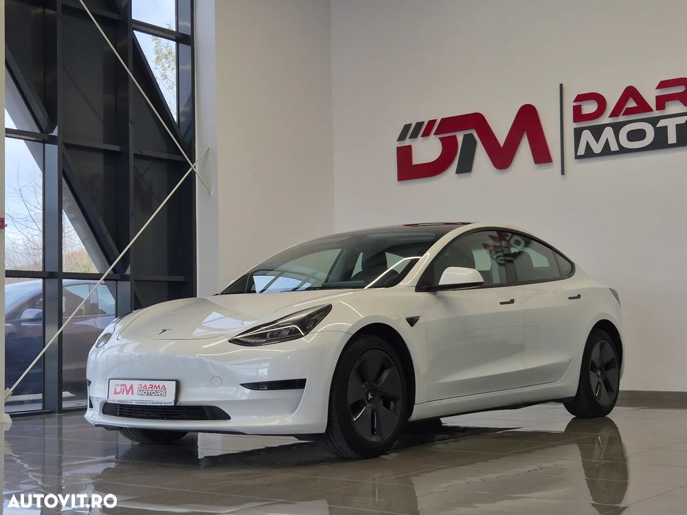 Tesla Model 3 Standard Reichweite Plus Hinterradantrieb - 4