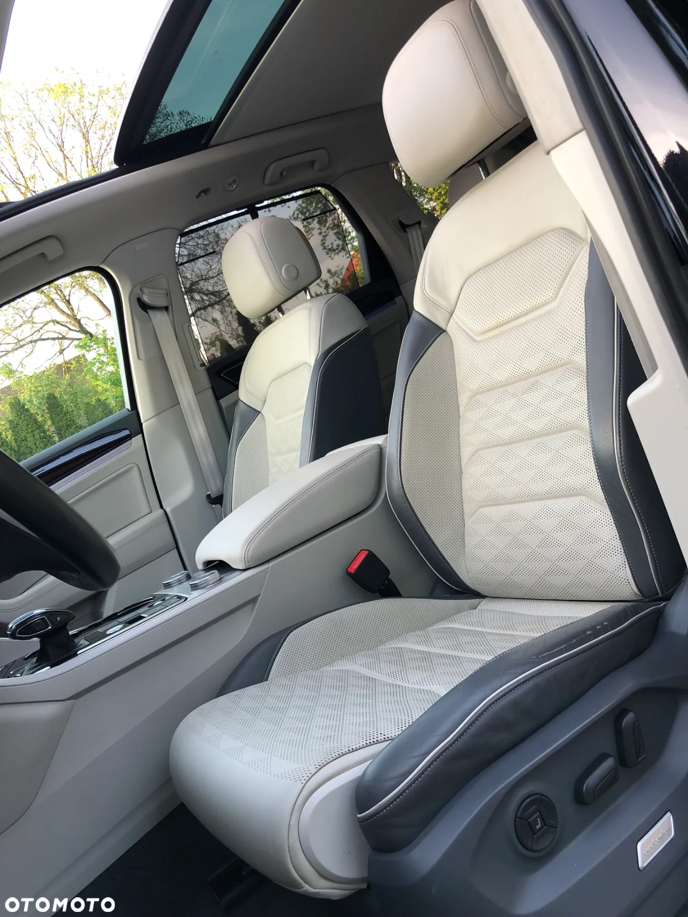 Volkswagen Touareg 4.0 V8 TDI SCR 4Mot R-Line - 8