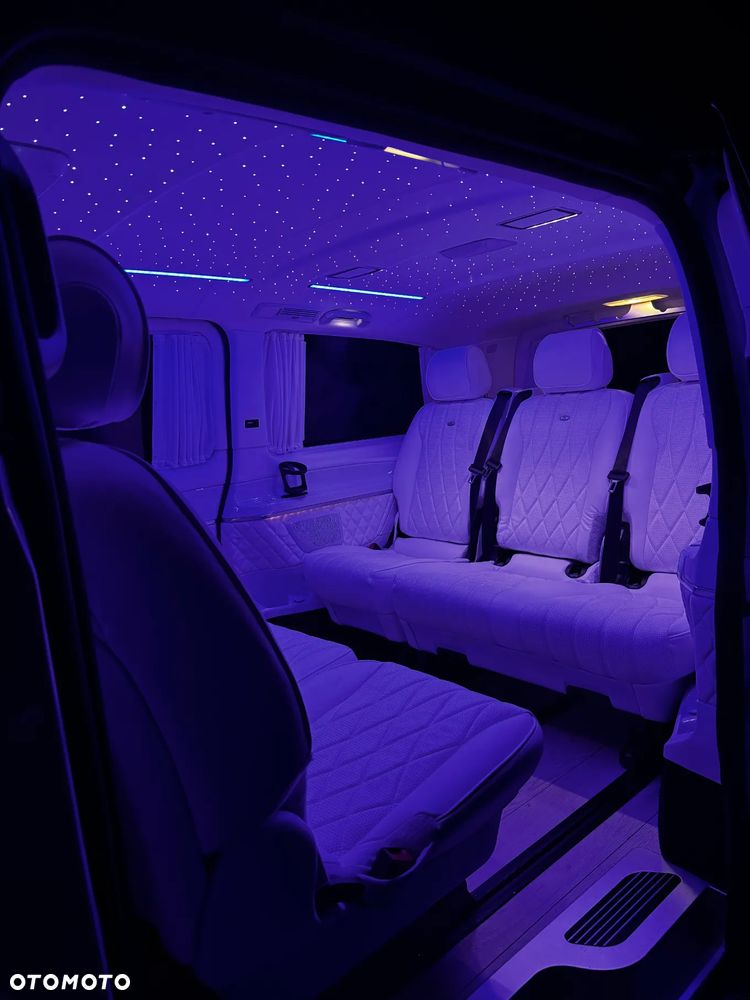 Mercedes-Benz Klasa V - 24