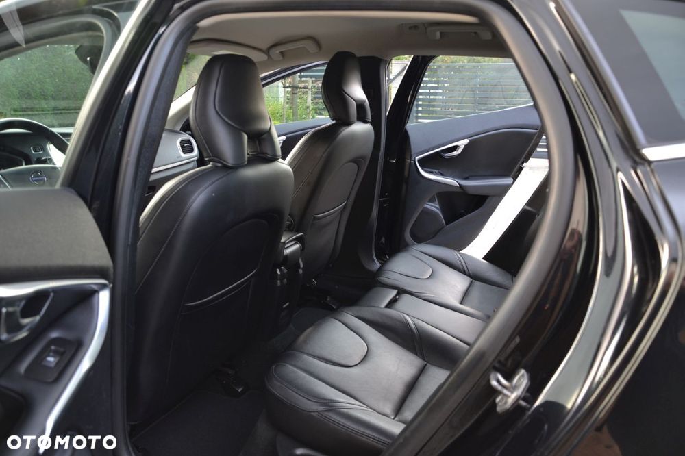 Volvo V40 D4 Drive-E Summum - 14