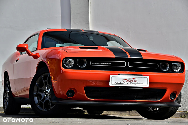 Dodge Challenger Automatik SXT Plus