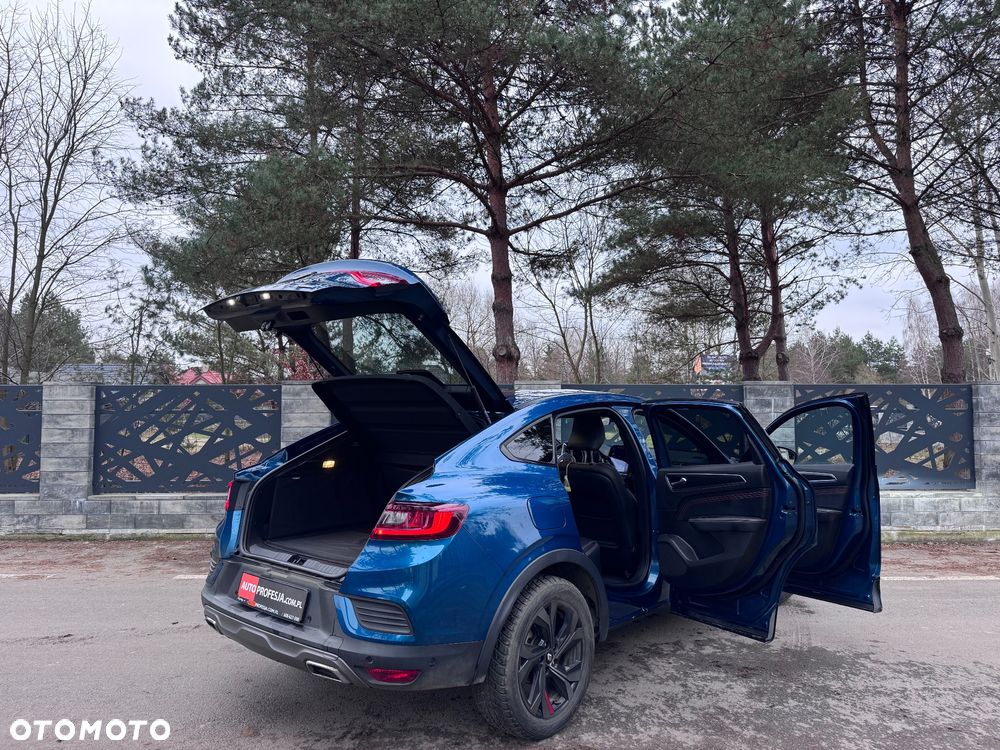 Renault Arkana 1.6 E-TECH R.S Line MMT - 16