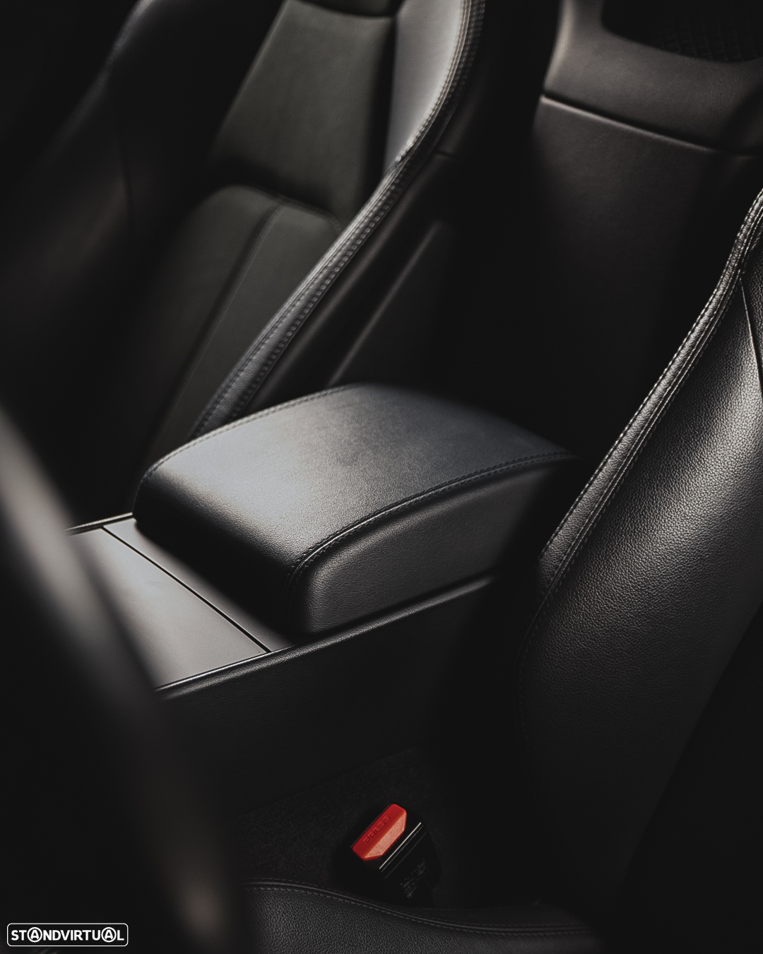 Jaguar F-Type Coupe 2.0 Aut. R-Dynamic - 29