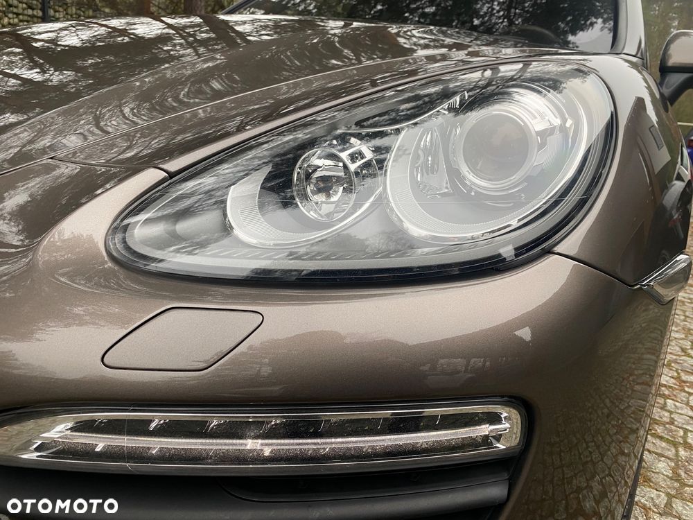 Porsche Cayenne - 11