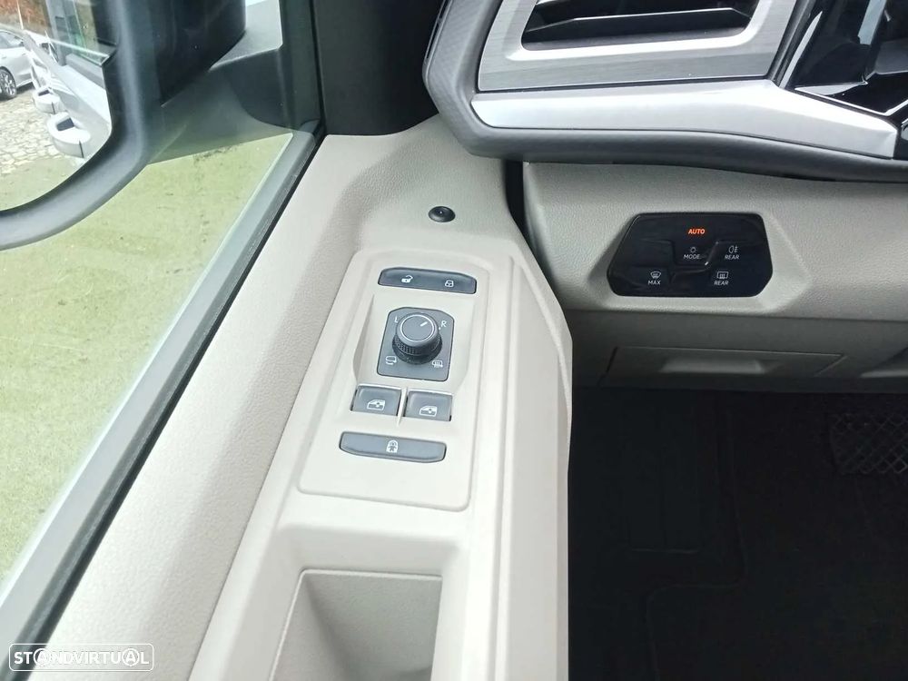 VW Multivan 2.0 TDI Life DSG - 20