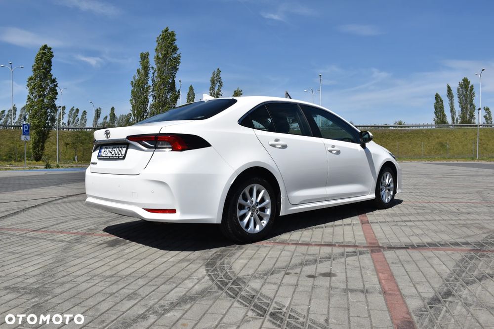 Toyota Corolla 1.6 Comfort - 6