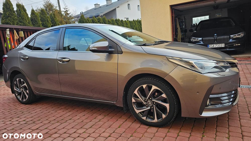 Toyota Corolla 1.6 Prestige EU6 - 20