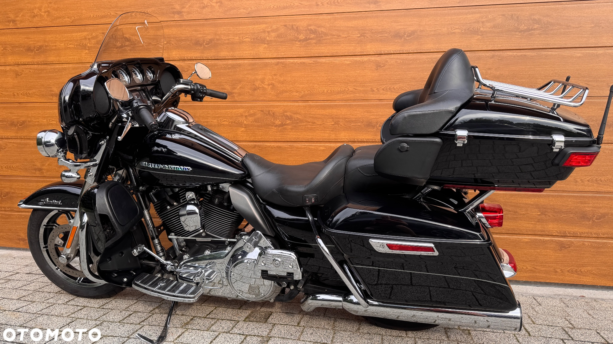 Harley-Davidson Touring Electra Glide - 4