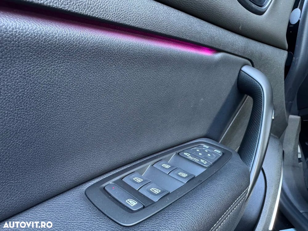 Renault Megane ENERGY dCi 110 EDC BOSE EDITION - 32