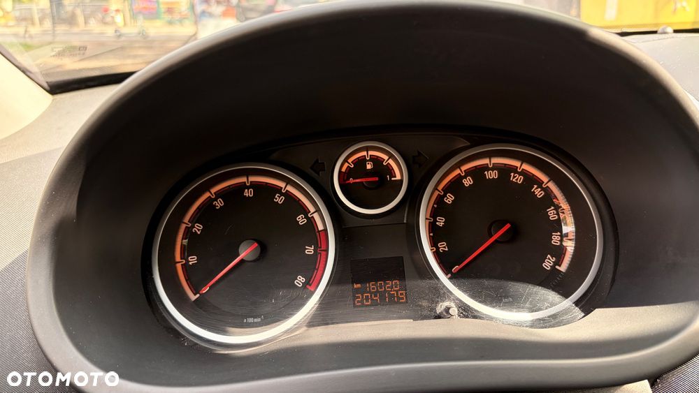 Opel Corsa 1.4 16V Sport - 17