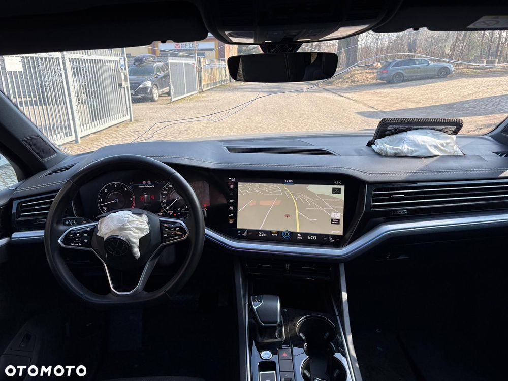 Volkswagen Touareg 3.0 V6 TDI SCR 4Motion Automatik R-Line - 39