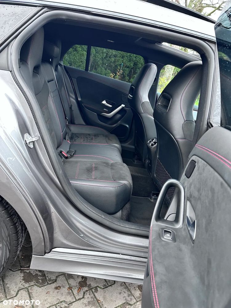 Mercedes-Benz CLA 200 d Shooting Brake 8G-DCT AMG Line Advanced Plus - 16