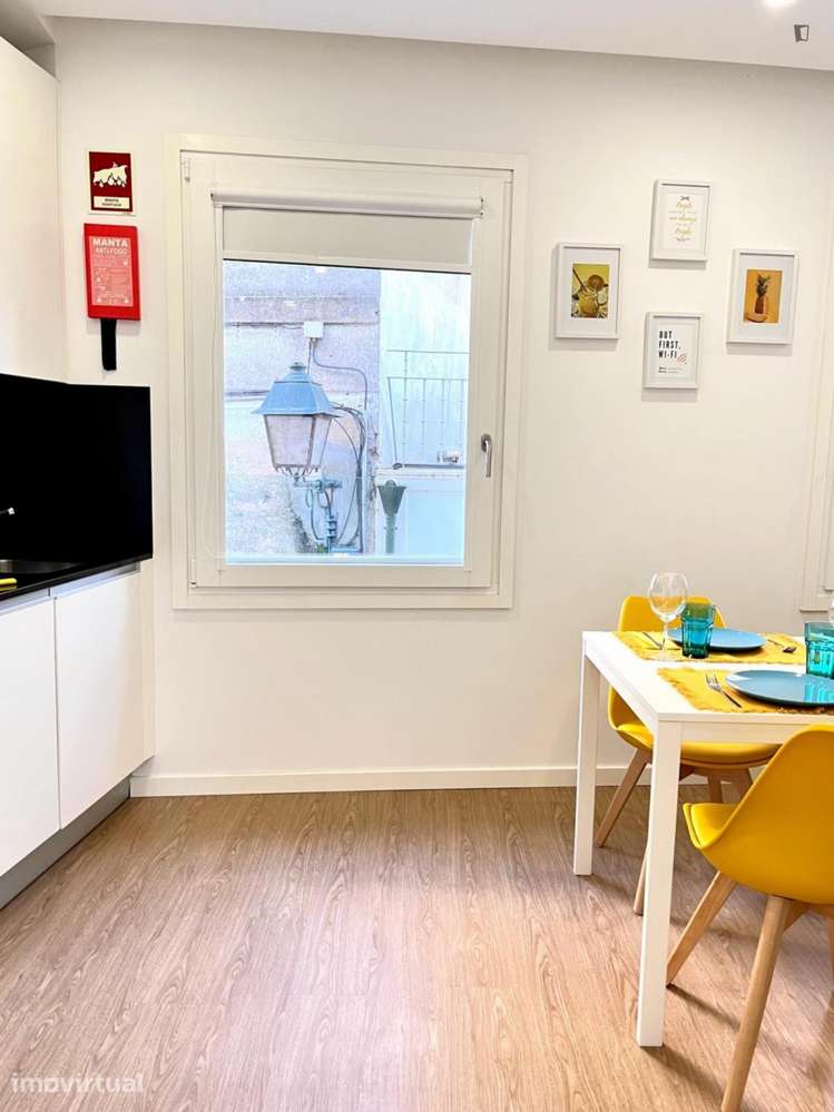 Apartamento com 1 quartos - localizado em Aveiro - Grande imagem: 3/23