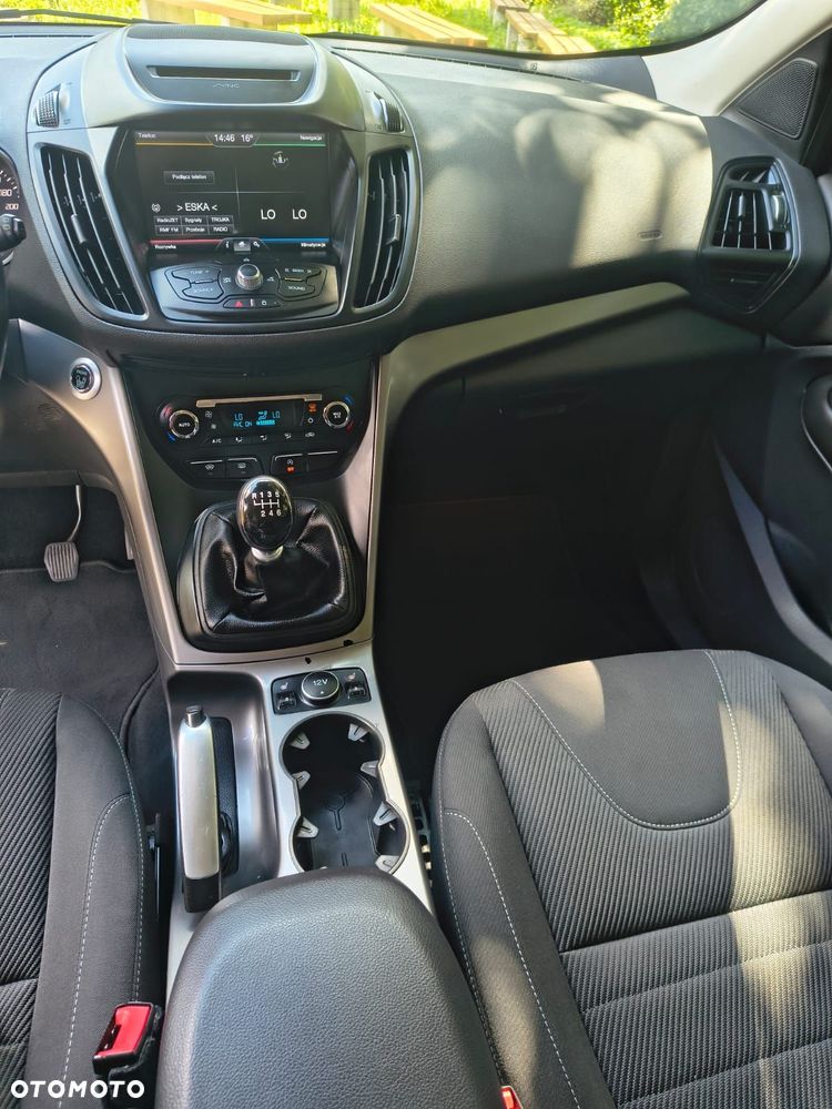 Ford Kuga - 8