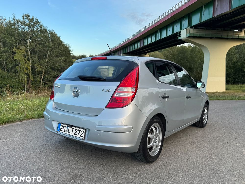Hyundai i30 1.4 Blue Comfort - 16