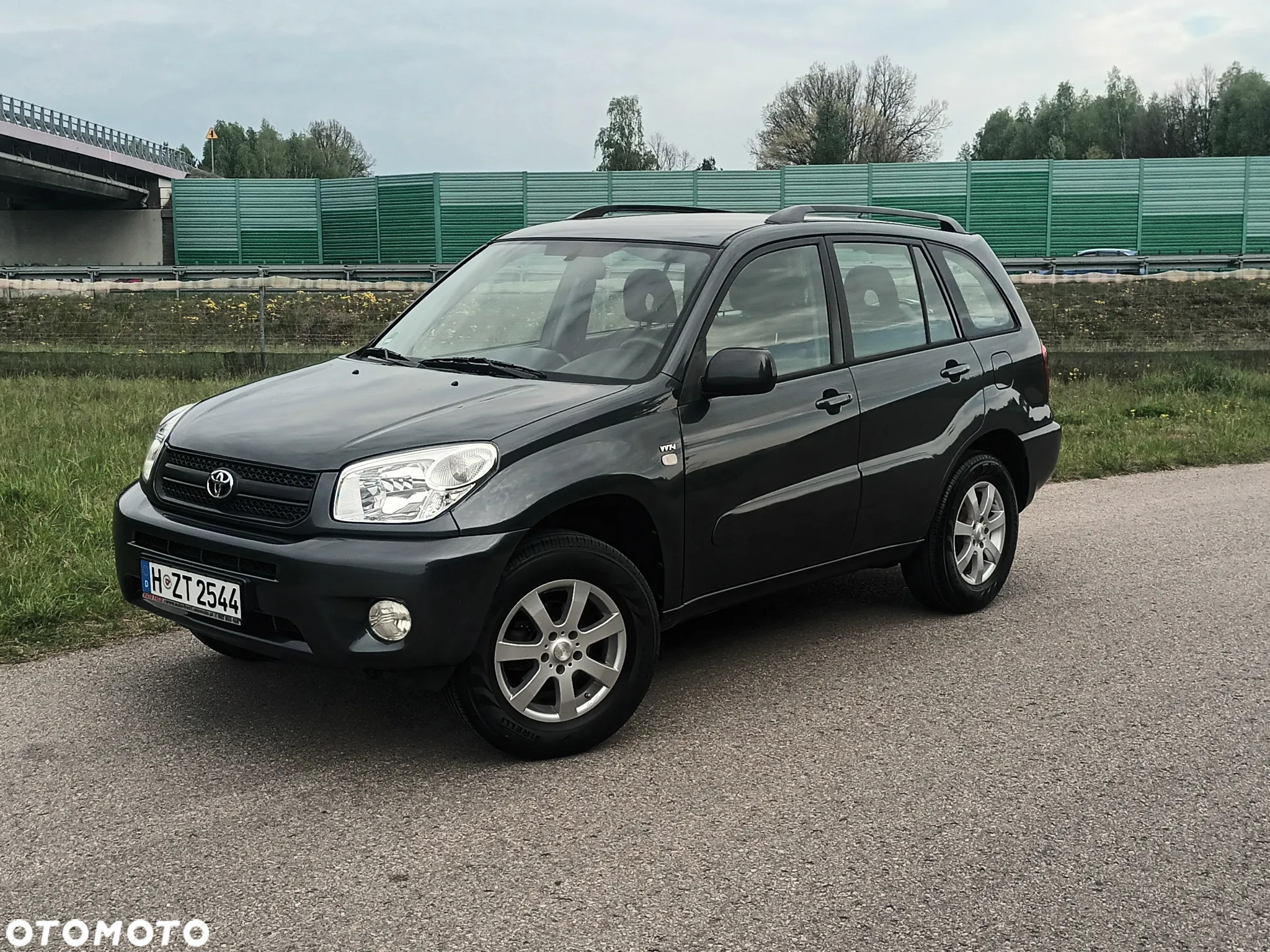 Toyota RAV4 1.8 VVT-i Terra 2WD - 2