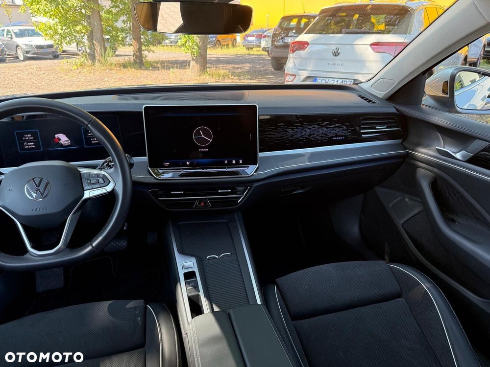 Volkswagen Passat - 15