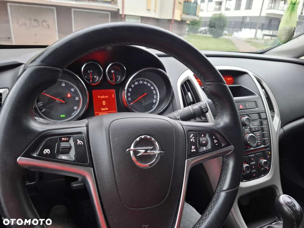 Opel Astra - 8