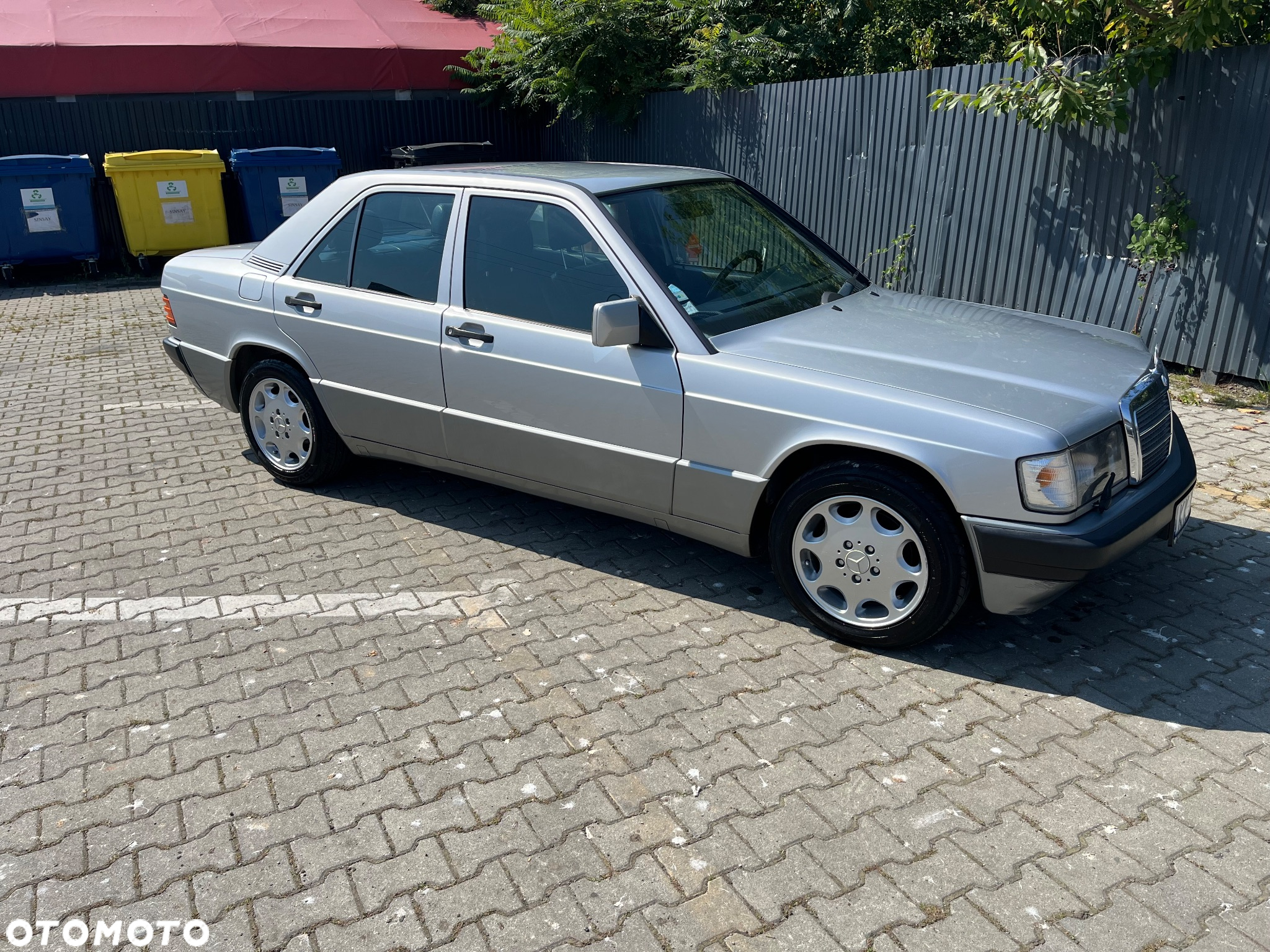 Mercedes-Benz W201 (190) - 5