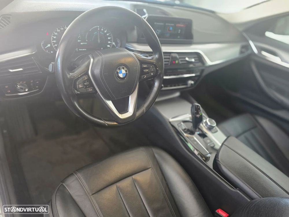 BMW 530 i Aut. - 11