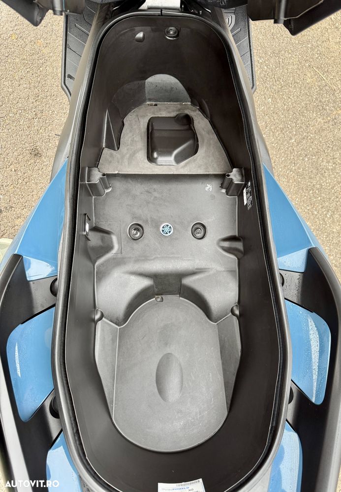 Yamaha Tricity 300 - 21