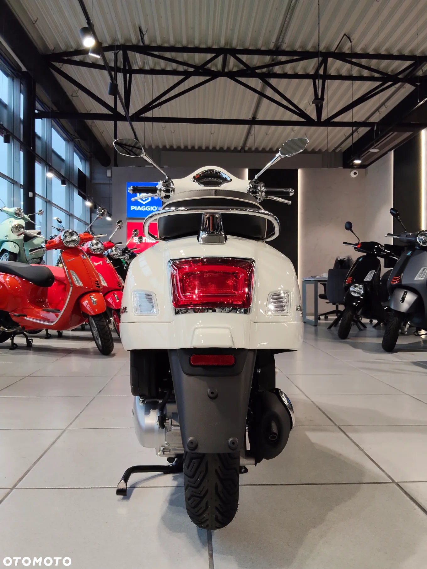Vespa GTS - 5