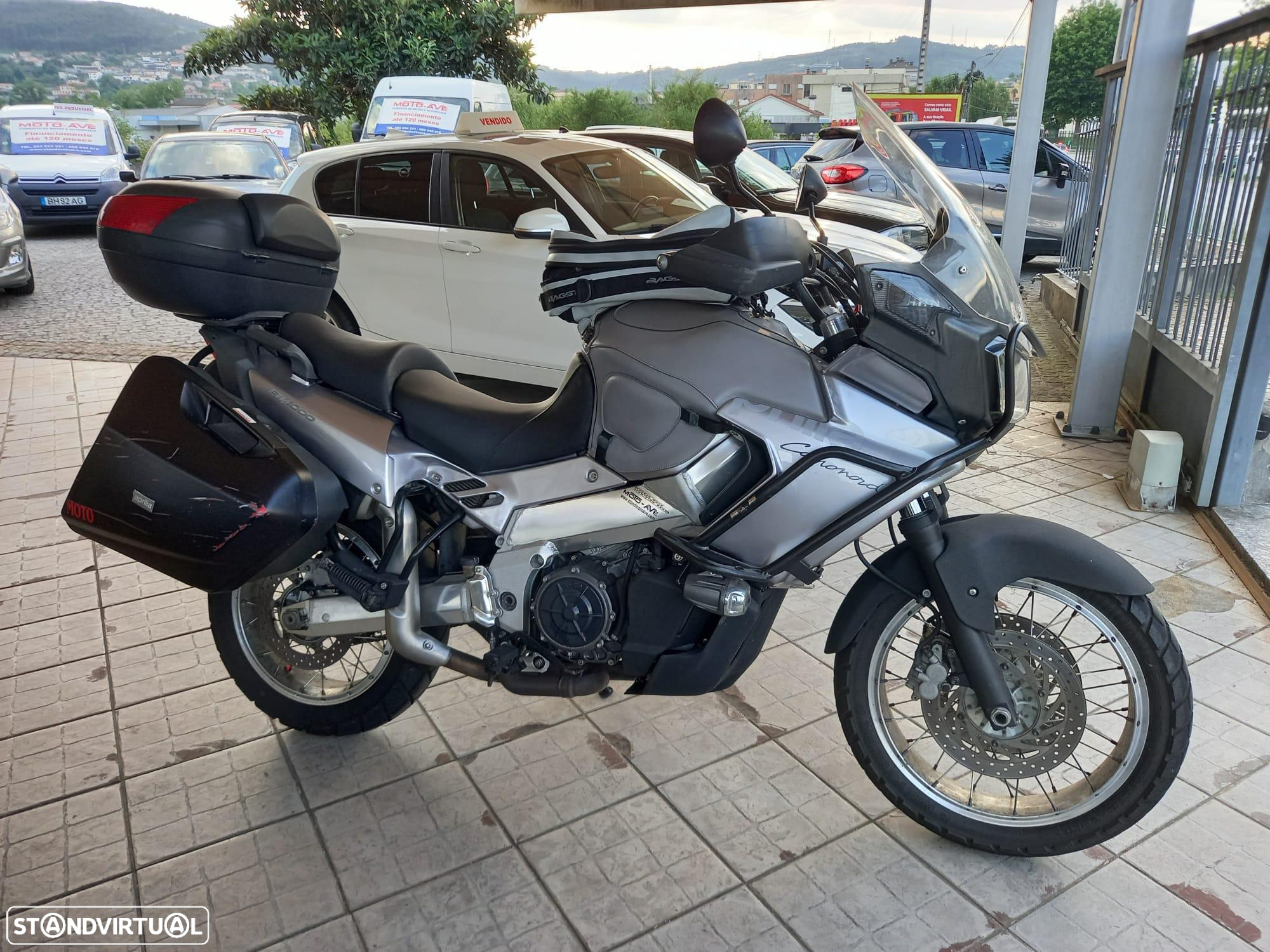 Aprilia Caponord - 8